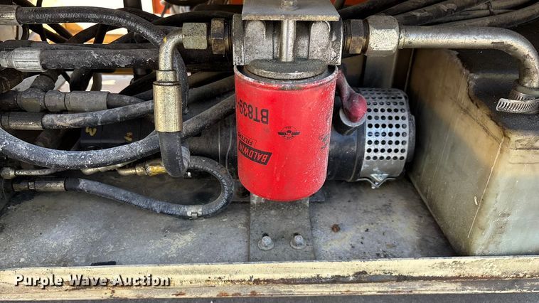 image for item EN5614 1997 JLG 2646E scissor lift