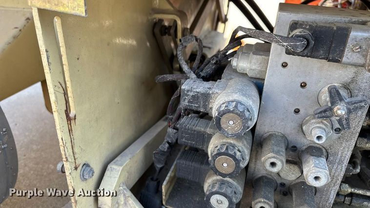 image for item EN5614 1997 JLG 2646E scissor lift