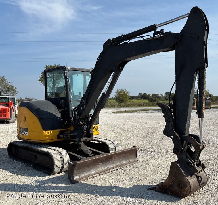 EXCAVADORA 2014 JOHN DEERE 60G