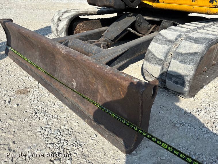 image for item EN7002 2014 John Deere 60G mini excavator