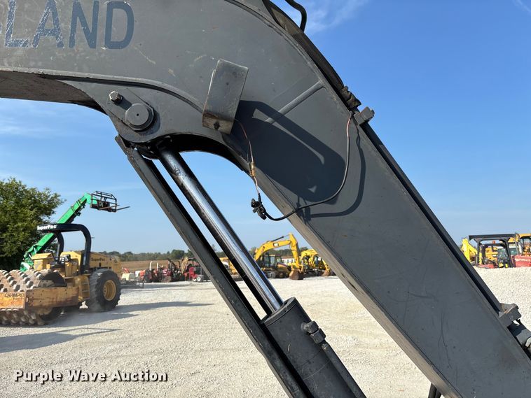 image for item EN7002 2014 John Deere 60G mini excavator