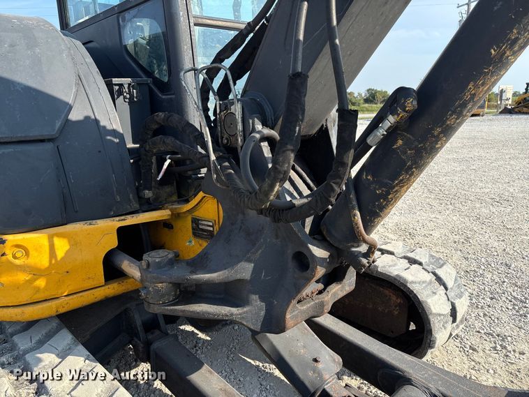 image for item EN7002 2014 John Deere 60G mini excavator