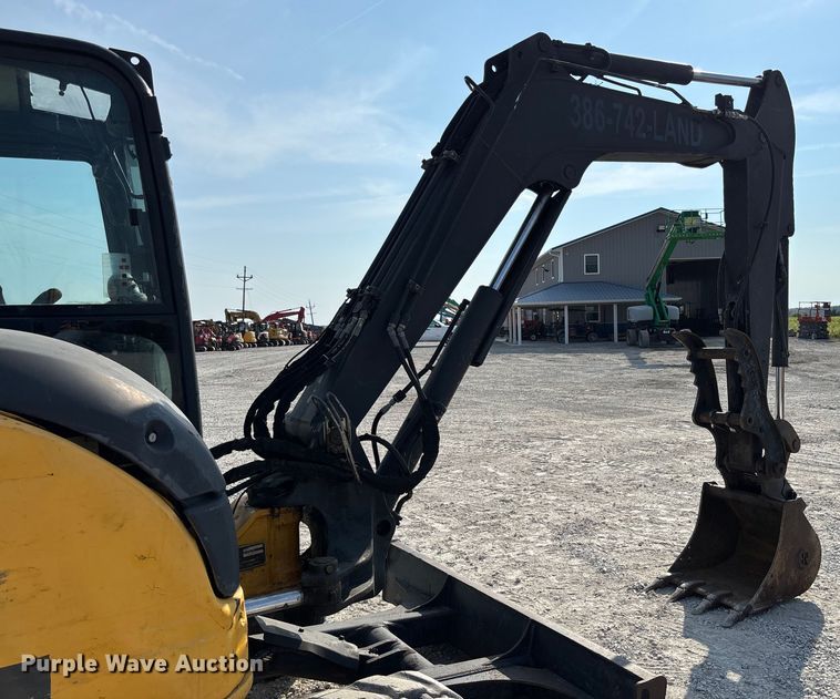 image for item EN7002 2014 John Deere 60G mini excavator