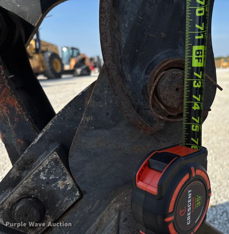 image for item EN7002 2014 John Deere 60G mini excavator