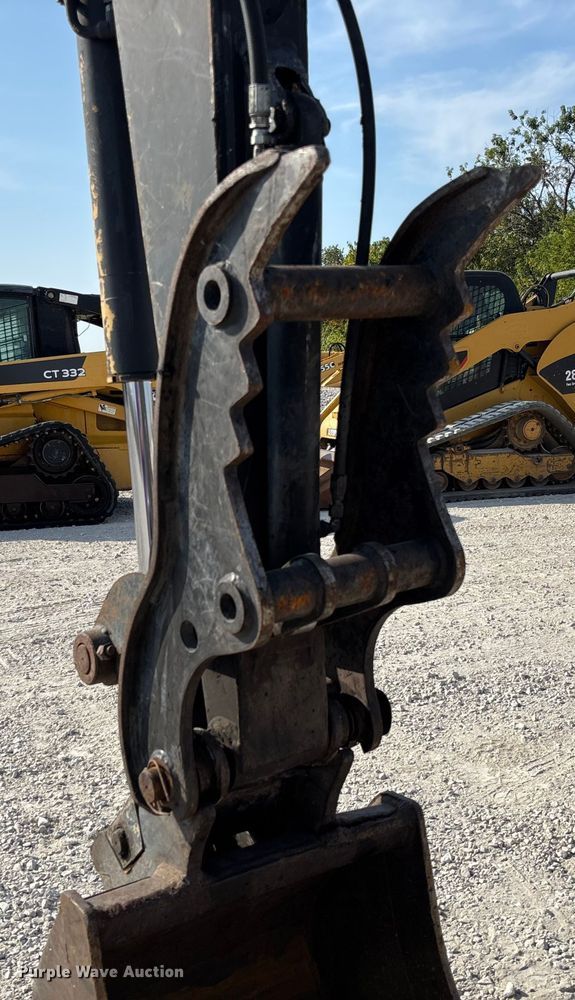 image for item EN7002 2014 John Deere 60G mini excavator