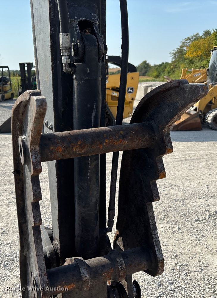 image for item EN7002 2014 John Deere 60G mini excavator