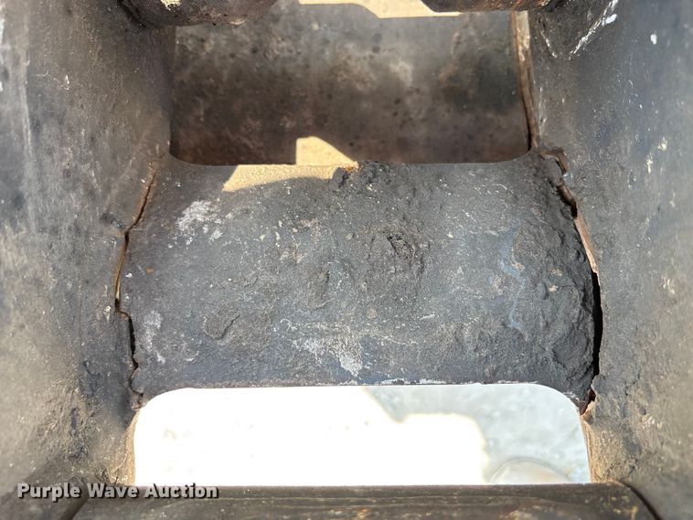 image for item EN7002 2014 John Deere 60G mini excavator