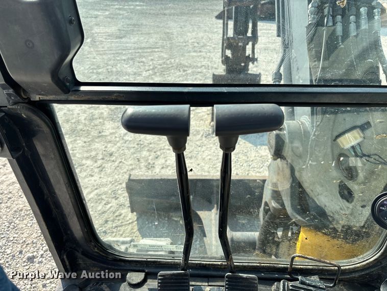 image for item EN7002 2014 John Deere 60G mini excavator