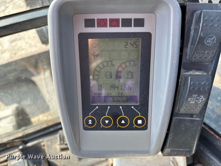 image for item EN7002 2014 John Deere 60G mini excavator