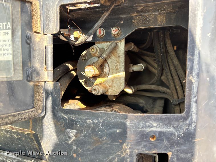 image for item EN7002 2014 John Deere 60G mini excavator