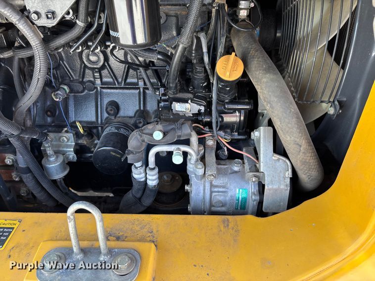 image for item EN7002 2014 John Deere 60G mini excavator