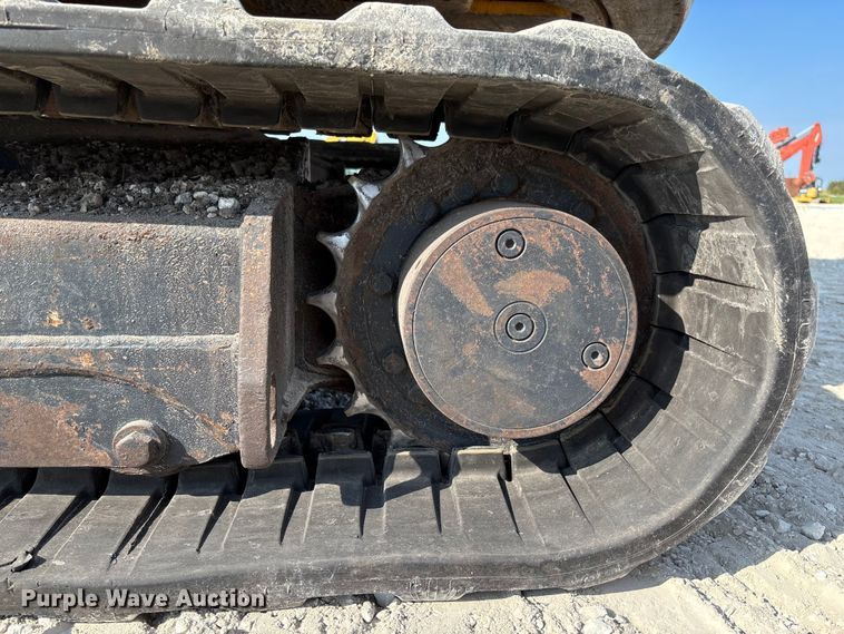 image for item EN7002 2014 John Deere 60G mini excavator