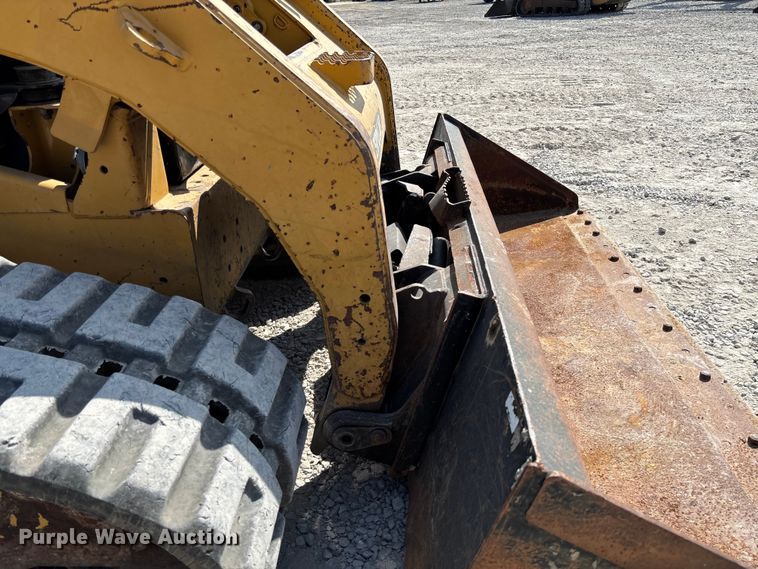 image for item EN7005 2012 Caterpillar 289C2 skid steer loader
