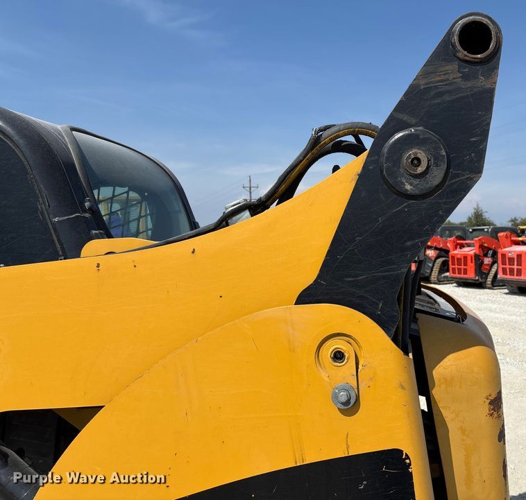 image for item EN7005 2012 Caterpillar 289C2 skid steer loader