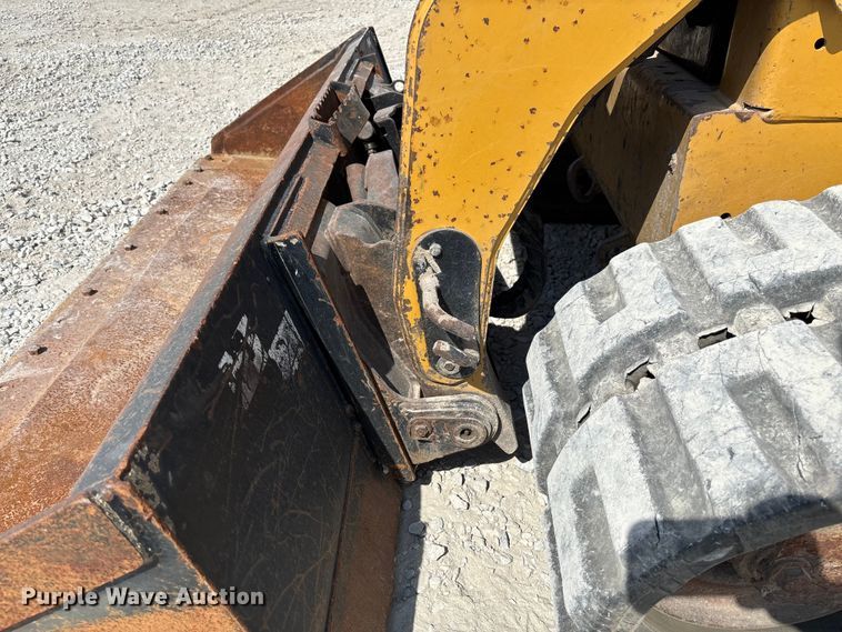 image for item EN7005 2012 Caterpillar 289C2 skid steer loader