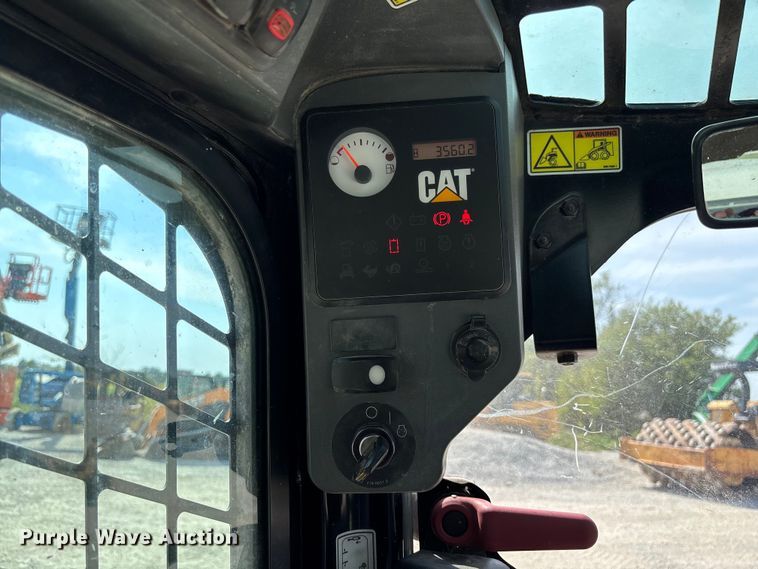 image for item EN7005 2012 Caterpillar 289C2 skid steer loader