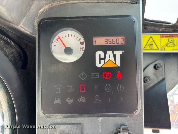 image for item EN7005 2012 Caterpillar 289C2 skid steer loader