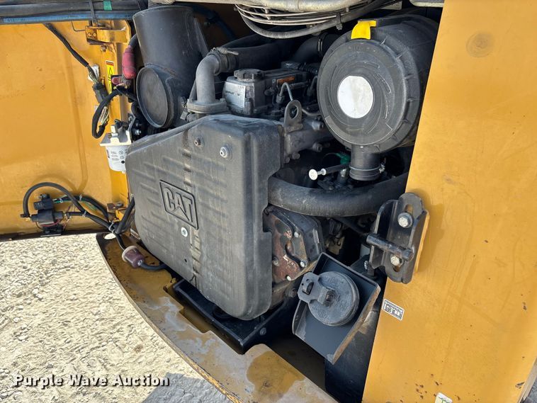 image for item EN7005 2012 Caterpillar 289C2 skid steer loader