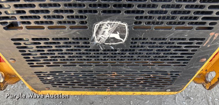 image for item EN7006 2006 John Deere CT332 tracked skid steer loader