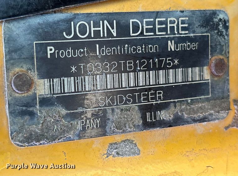 image for item EN7006 2006 John Deere CT332 tracked skid steer loader