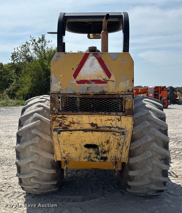 image for item EN7007 1996 Champion 840P single drum roller