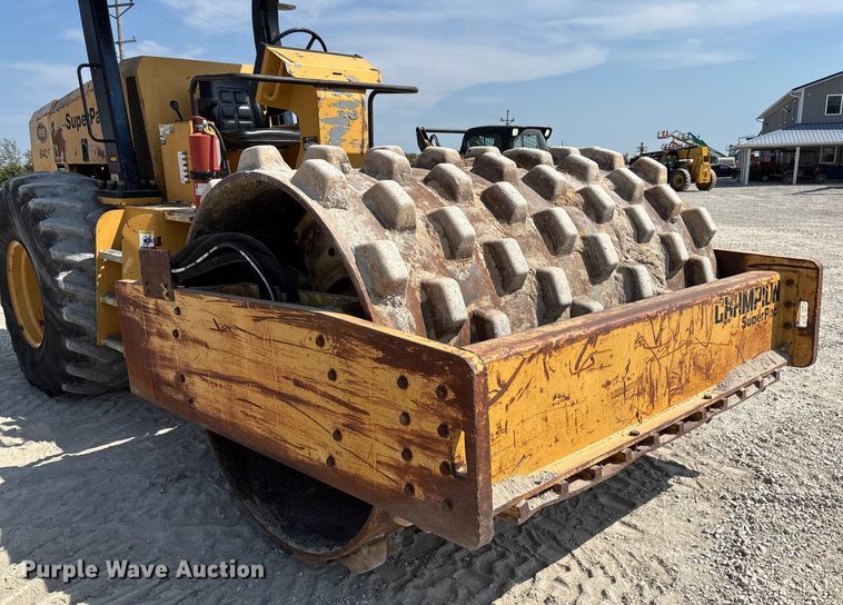 image for item EN7007 1996 Champion 840P single drum roller