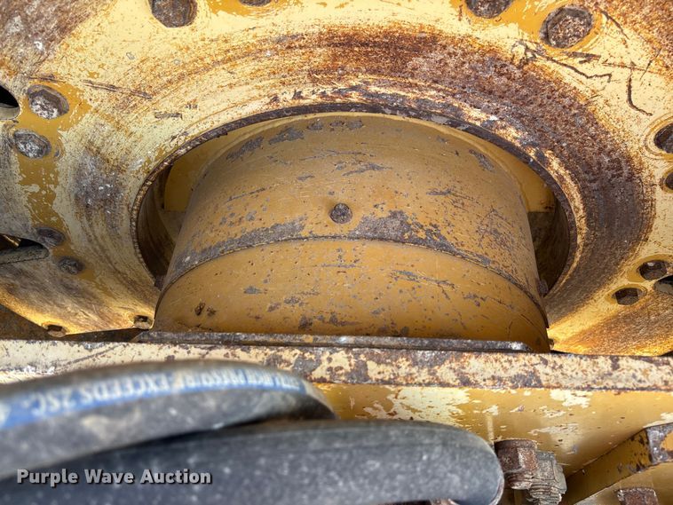 image for item EN7007 1996 Champion 840P single drum roller