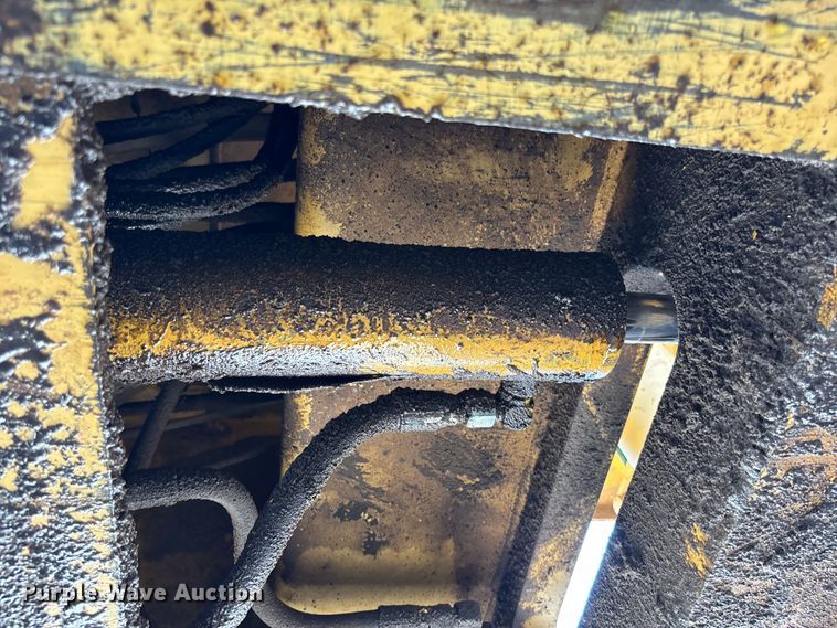 image for item EN7007 1996 Champion 840P single drum roller