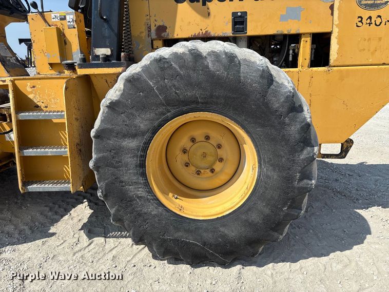 image for item EN7007 1996 Champion 840P single drum roller