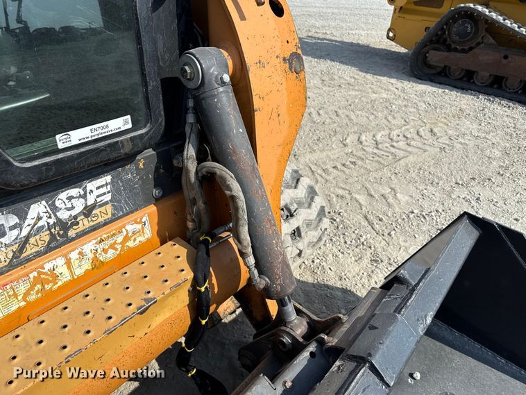 image for item EN7008 2012 Case TV380 tracked skid steer loader