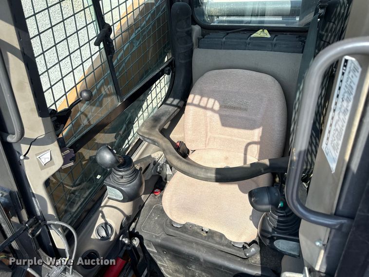 image for item EN7008 2012 Case TV380 tracked skid steer loader