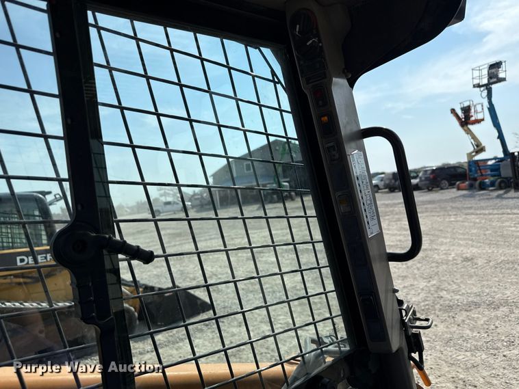 image for item EN7008 2012 Case TV380 tracked skid steer loader