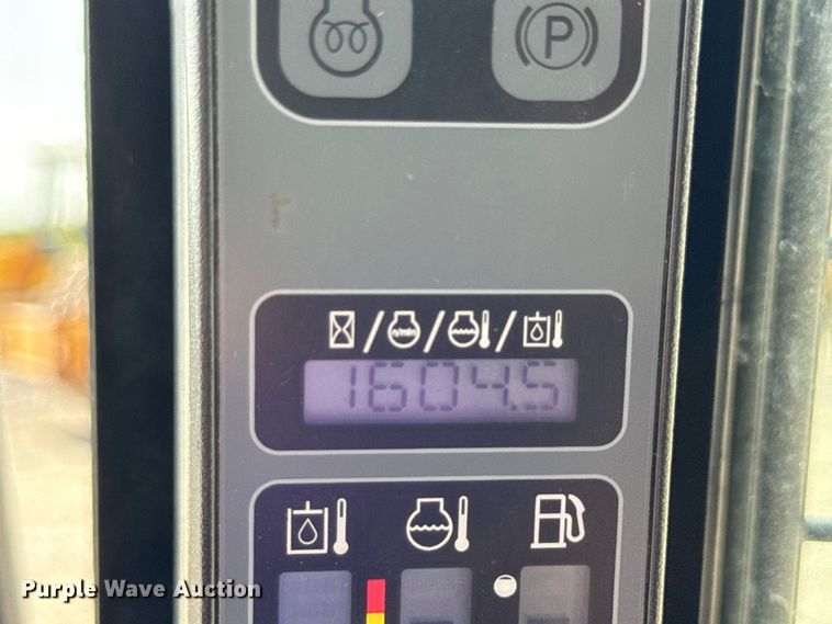 image for item EN7008 2012 Case TV380 tracked skid steer loader