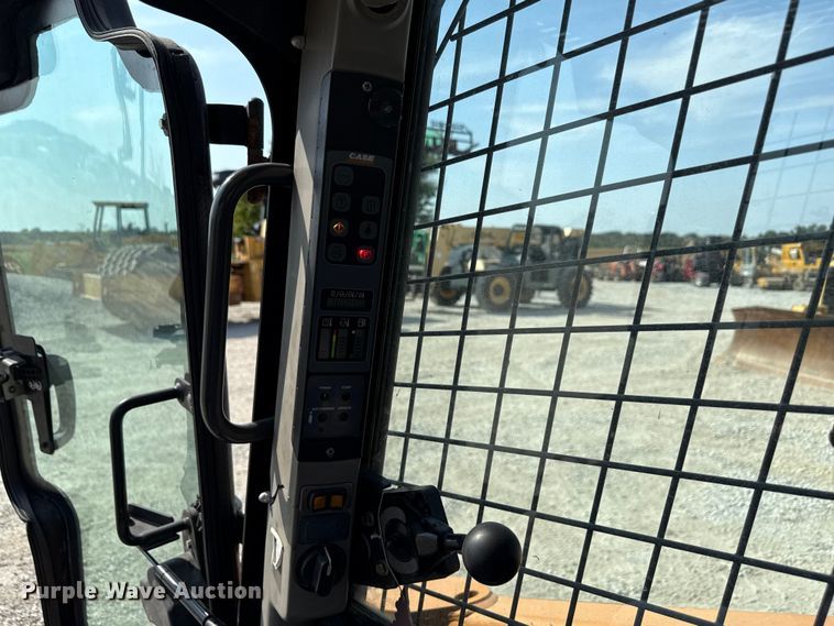 image for item EN7008 2012 Case TV380 tracked skid steer loader