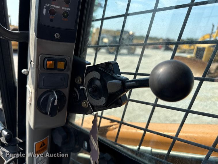 image for item EN7008 2012 Case TV380 tracked skid steer loader