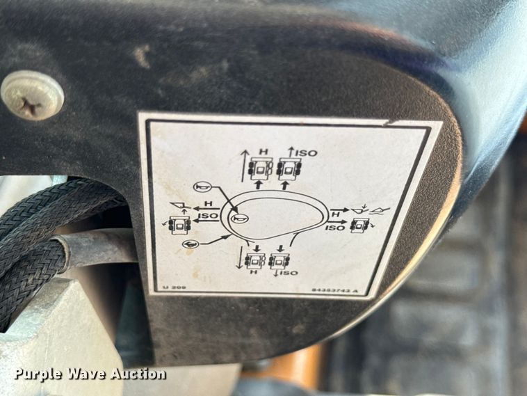image for item EN7008 2012 Case TV380 tracked skid steer loader