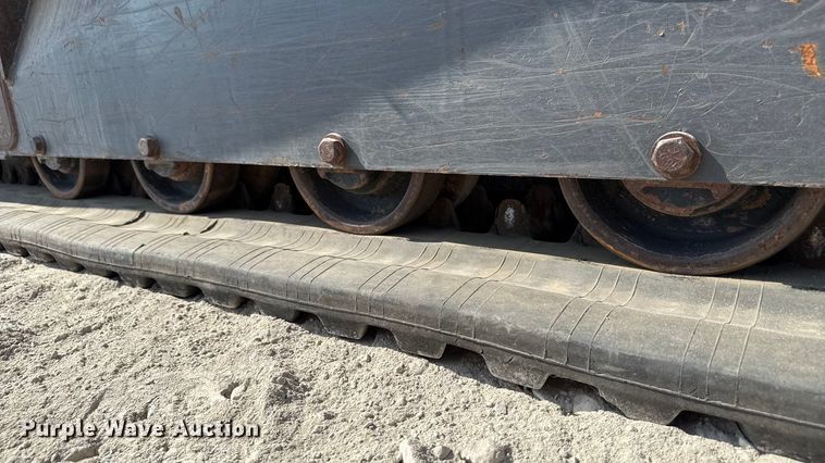 image for item EN7008 2012 Case TV380 tracked skid steer loader