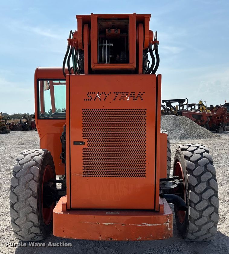image for item EN7010 2007 Sky Trak 8042 telehandler