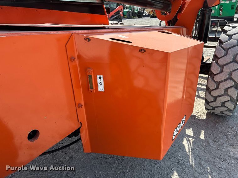 image for item EN7010 2007 Sky Trak 8042 telehandler