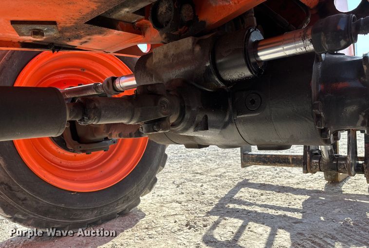 image for item EN7010 2007 Sky Trak 8042 telehandler