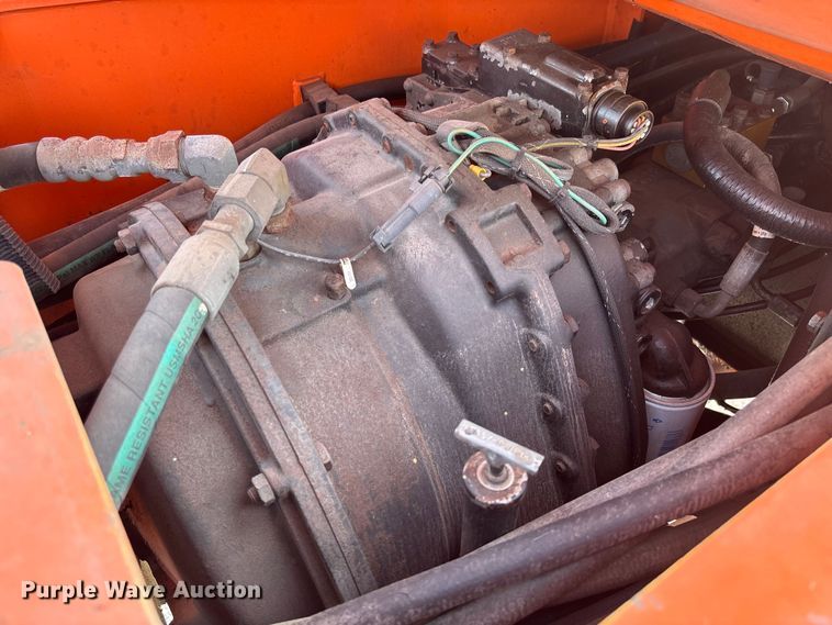 image for item EN7010 2007 Sky Trak 8042 telehandler