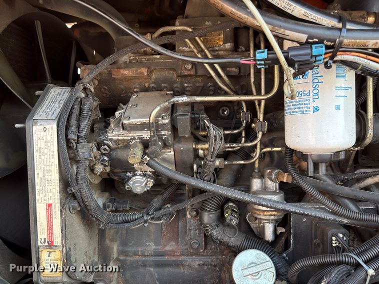 image for item EN7010 2007 Sky Trak 8042 telehandler