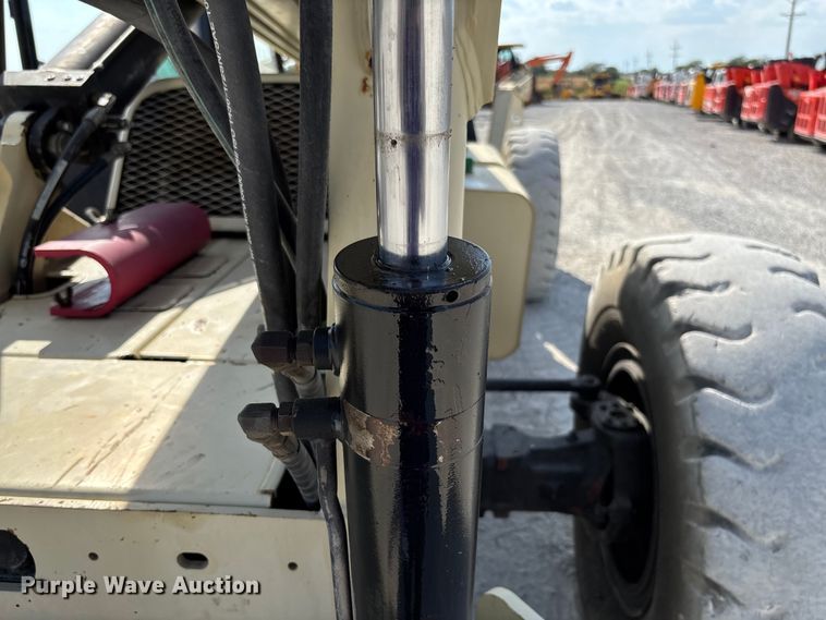 image for item EN7011 Ingersoll-Rand VR-1056C telehandler