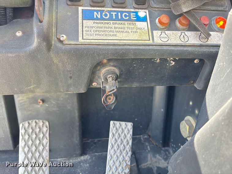 image for item EN7011 Ingersoll-Rand VR-1056C telehandler