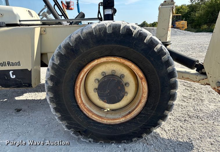 image for item EN7011 Ingersoll-Rand VR-1056C telehandler