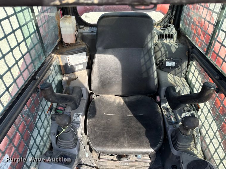 image for item EN7013 2020 Kubota SVL 75-2 tracked skid steer loader