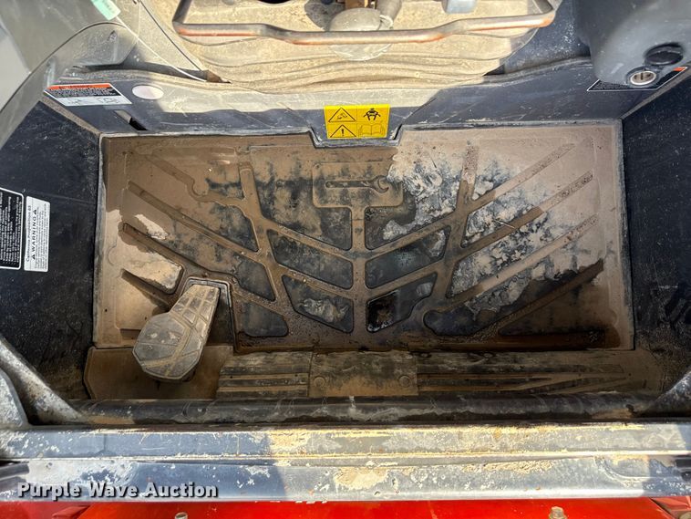 image for item EN7013 2020 Kubota SVL 75-2 tracked skid steer loader