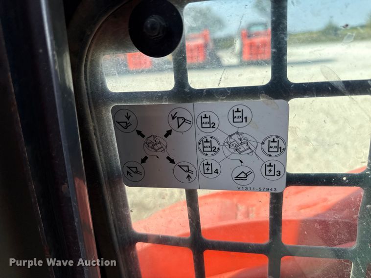 image for item EN7013 2020 Kubota SVL 75-2 tracked skid steer loader