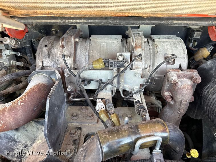 image for item EN7013 2020 Kubota SVL 75-2 tracked skid steer loader