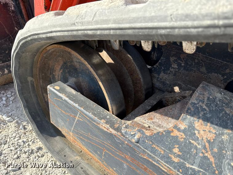 image for item EN7013 2020 Kubota SVL 75-2 tracked skid steer loader